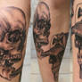 Tattoo Skulls leg