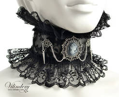 Victorian neck collar