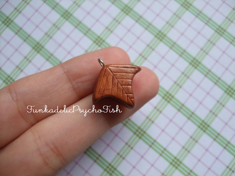 Mapple Leaf Charm 5 - Copper