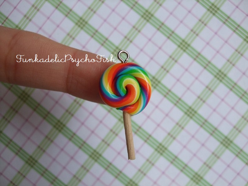 Lollipop Charm 1 - Rainbow