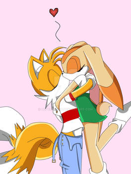 Tails and cream kissing