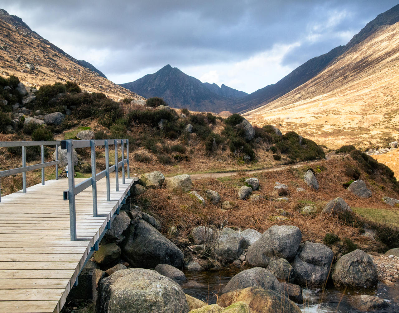 Glen Rosa by spectacledfruitbat on DeviantArt