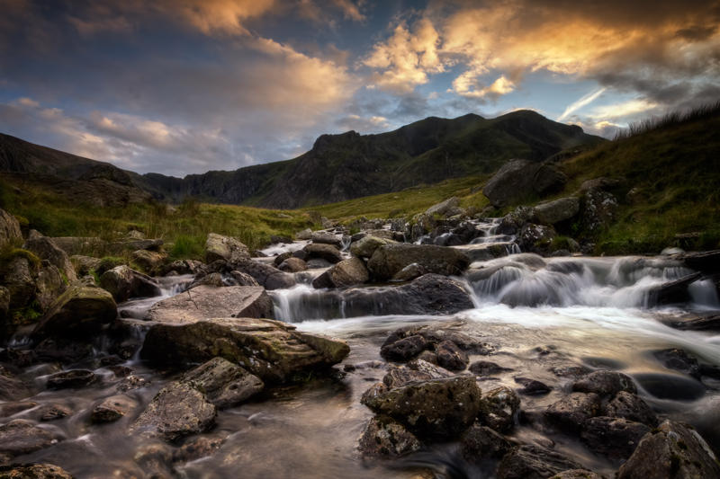 Y Garn 2 by CharmingPhotography on DeviantArt