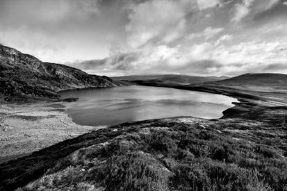 Llyn-Arenig-Fawr in Mono