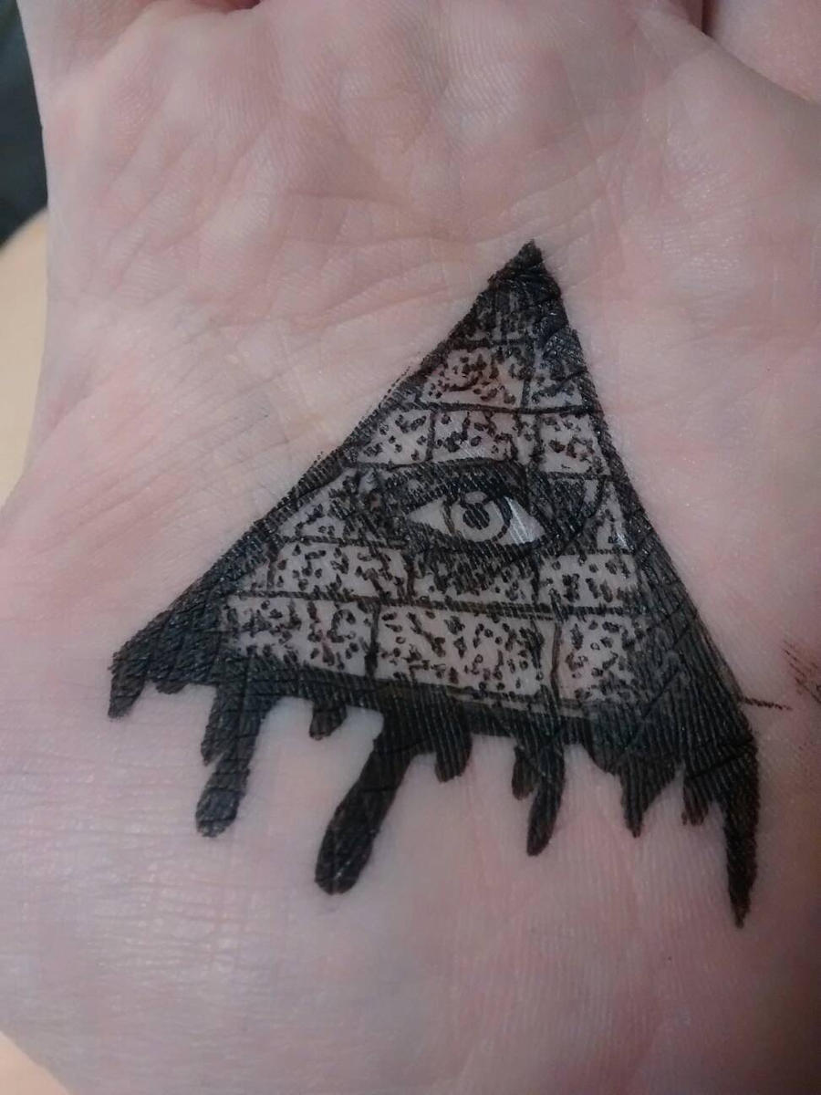 All Seeing Eye tattoo design by anadrawsthings on DeviantArt