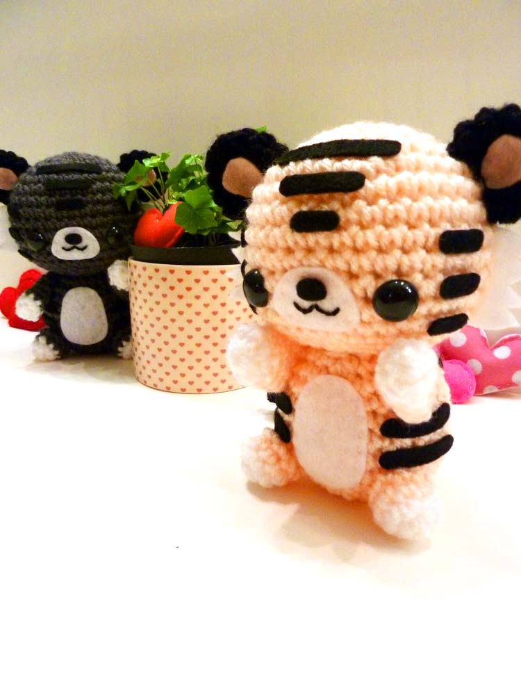 Valentines Day Tiger Amigurumi