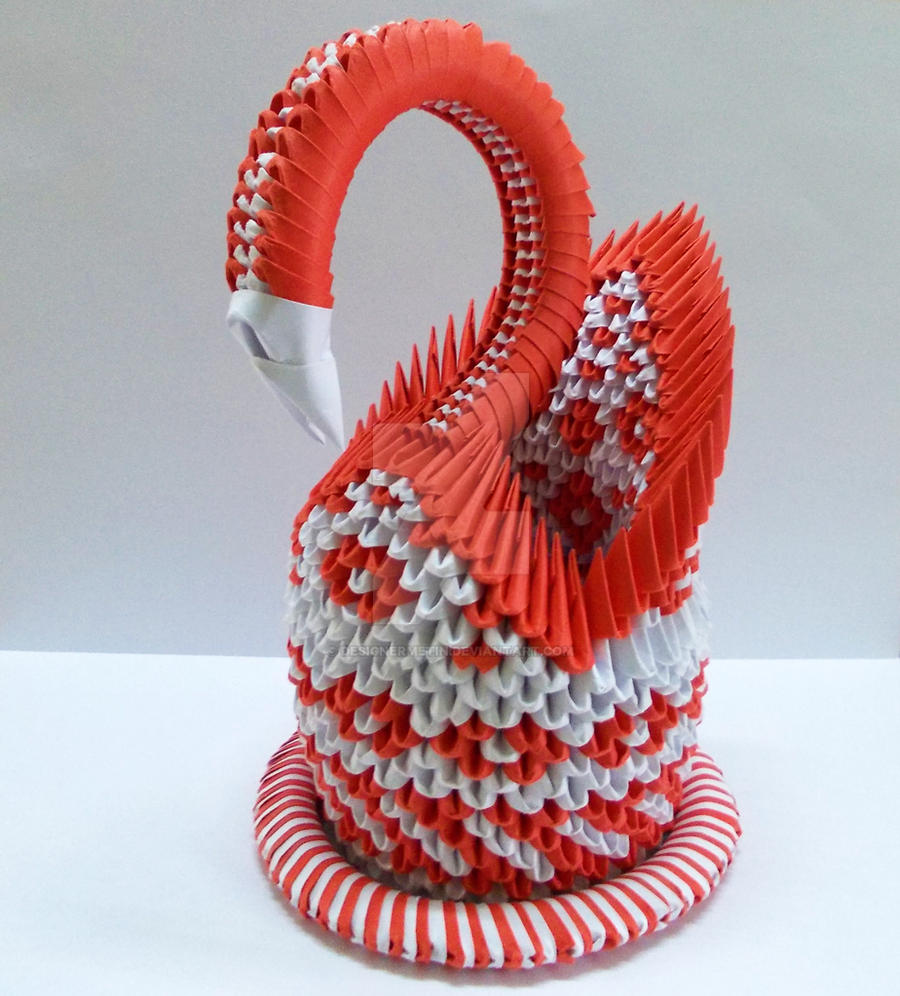 3D Origami Red Swan