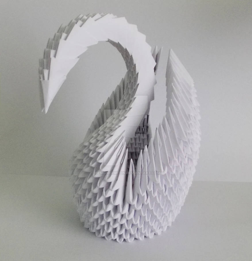 Лебеди из бумаги из модулей. Модули из бумаги. Модульное оригами. Лебедь из треугольных модулей. Большой лебедь оригами.