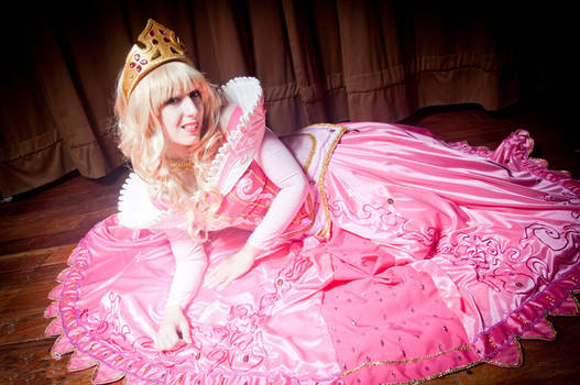 Princess Aurora cosplay