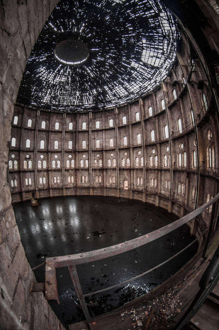 Old Warsaw Gasworks by Lantret