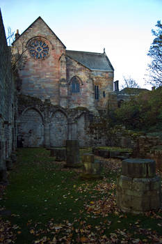 Culross Abbey II