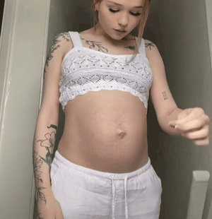 Pregnant Belly Expansion