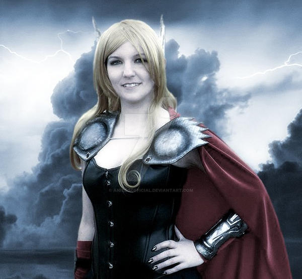 Fem Thor 01