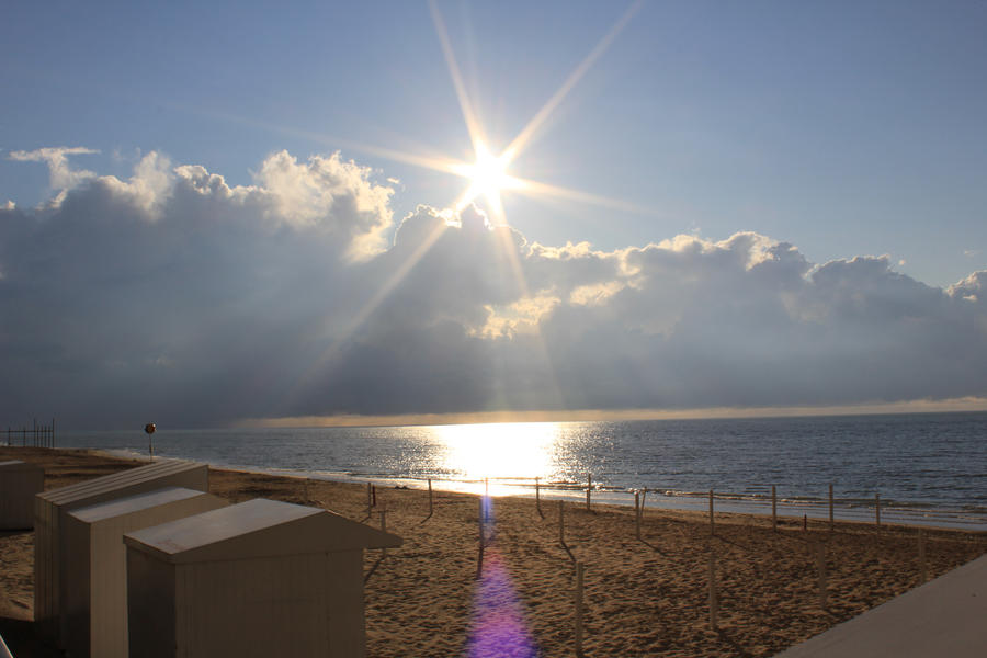 Sunrays 10 by Dream998 on DeviantArt