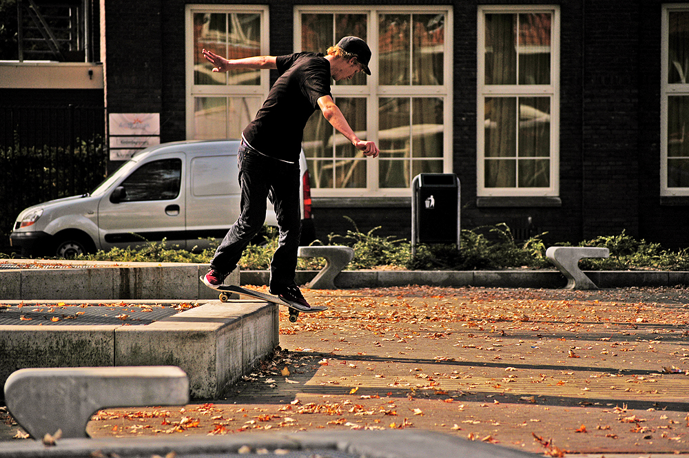 Erik - back lip