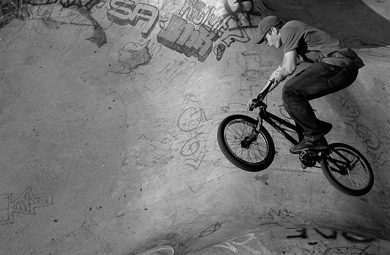 Shooting bmx 4