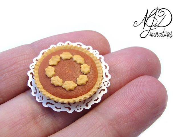 Pumpkin Pie by NJD Miniatures