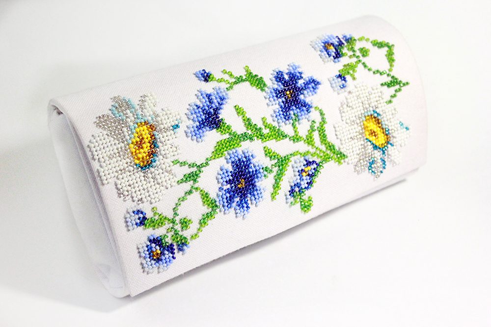 Daisy cornflower ornament handbag