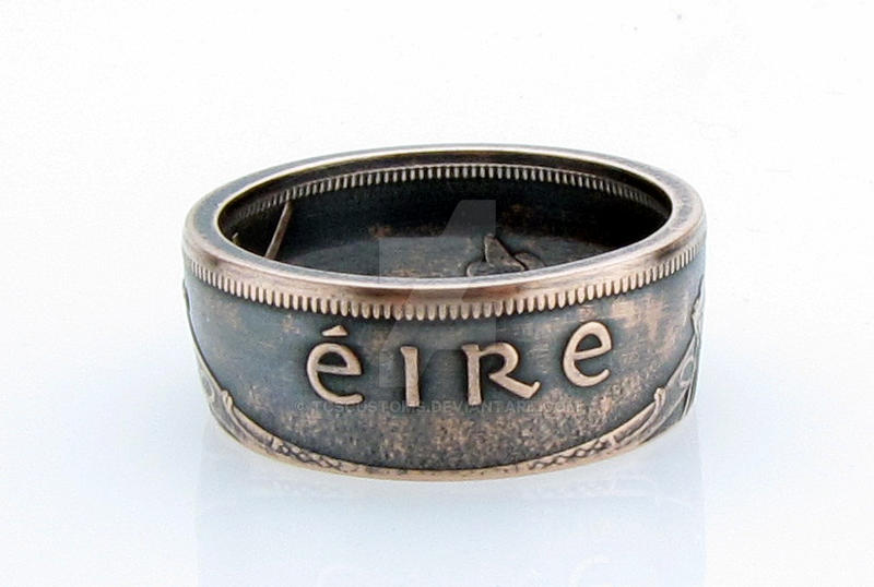 Irish 1 Pingin EIRE Coin Ring