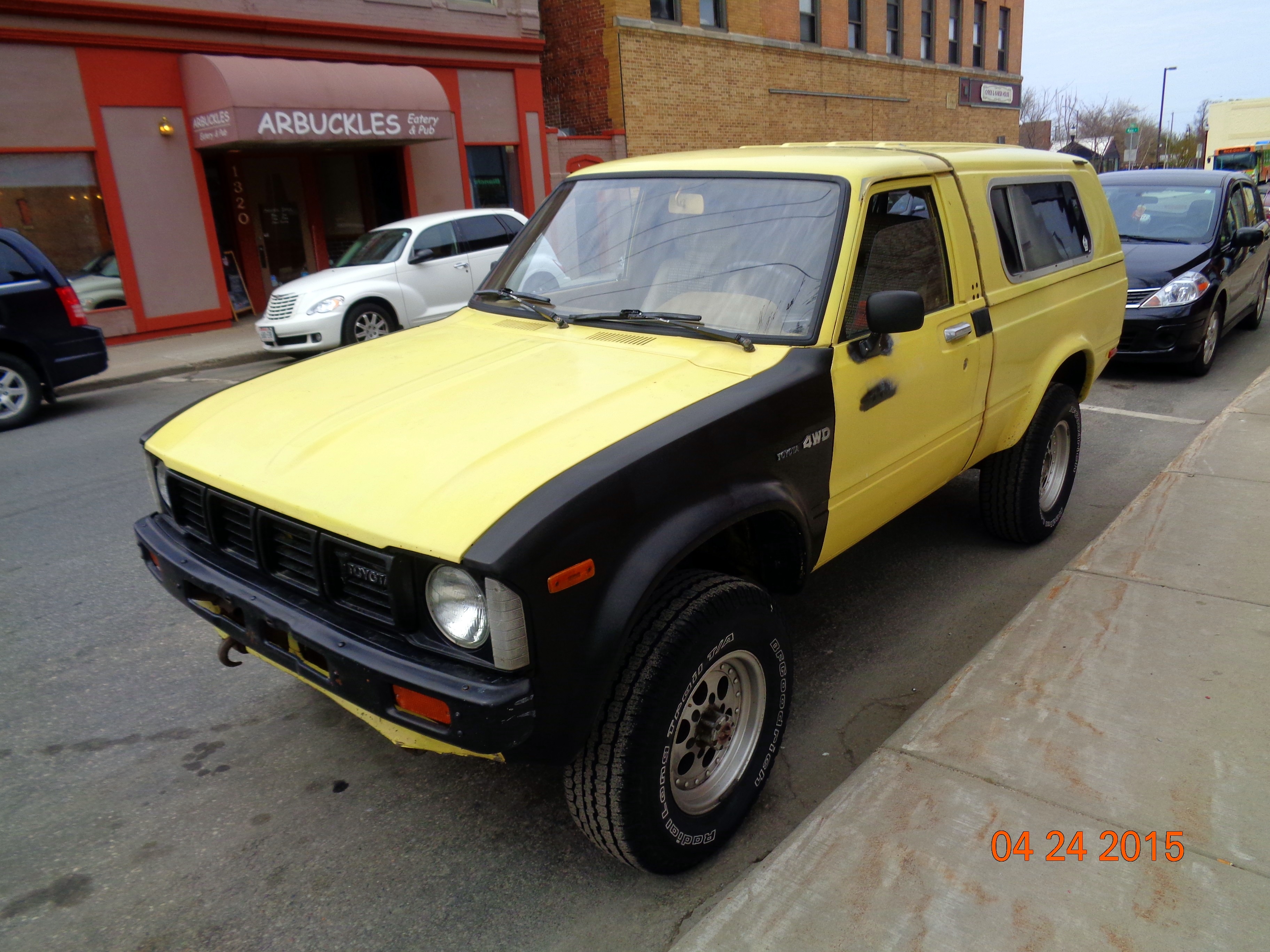 1981 Toyota Pickup DX (Customized Beater)