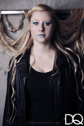 Model: Marloes (singer of IZEGRIM)