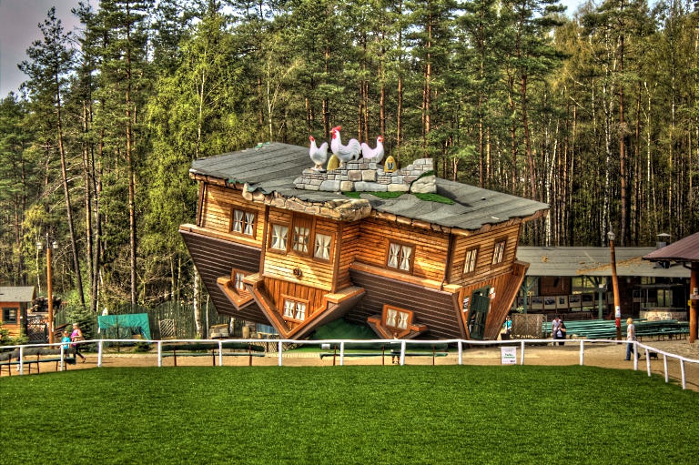 Upsidedown House by kcudnik on DeviantArt