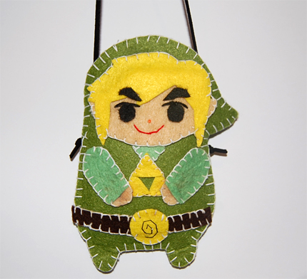 The Legend of Zelda mobile purse