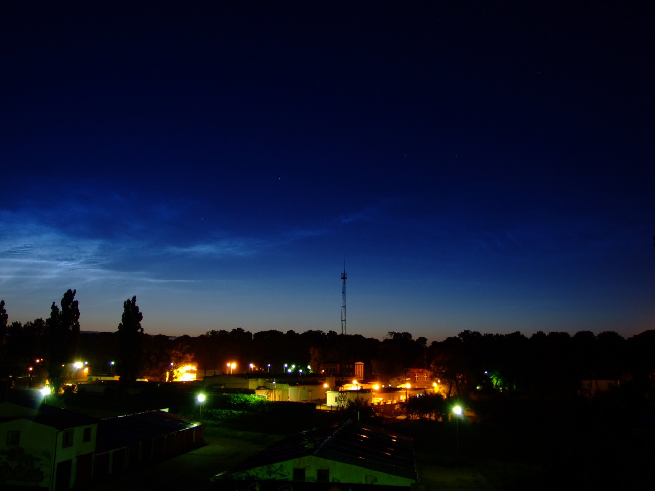 noctilucent clouds