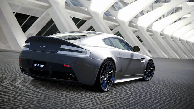 Aston Martin V12 Vantage