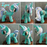 Lyra plush