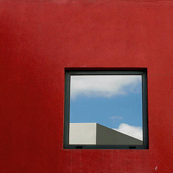 red wall... by m-lucia