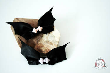 //__ Pastel Bats