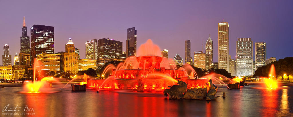 Chicago, Buckingham Fountain by Nightline