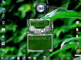 Windows 7 CAD with WinAmp