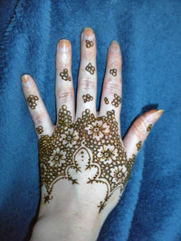 Flower Henna Half Glove Paste