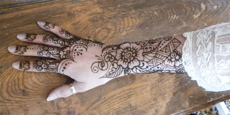 Henna Victorian Hand Lace