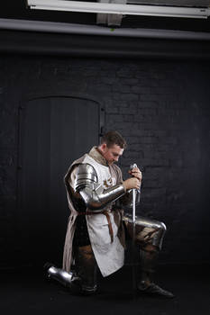 STOCK_Knight.2