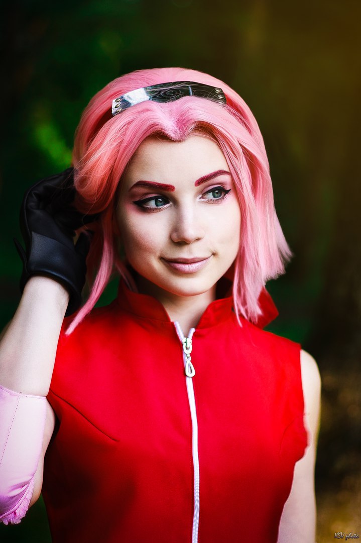 Naruto Cosplay Sakura Haruno Cosplay By Perevinkl On