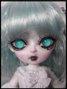 Pearl Ball Joint Doll for sale