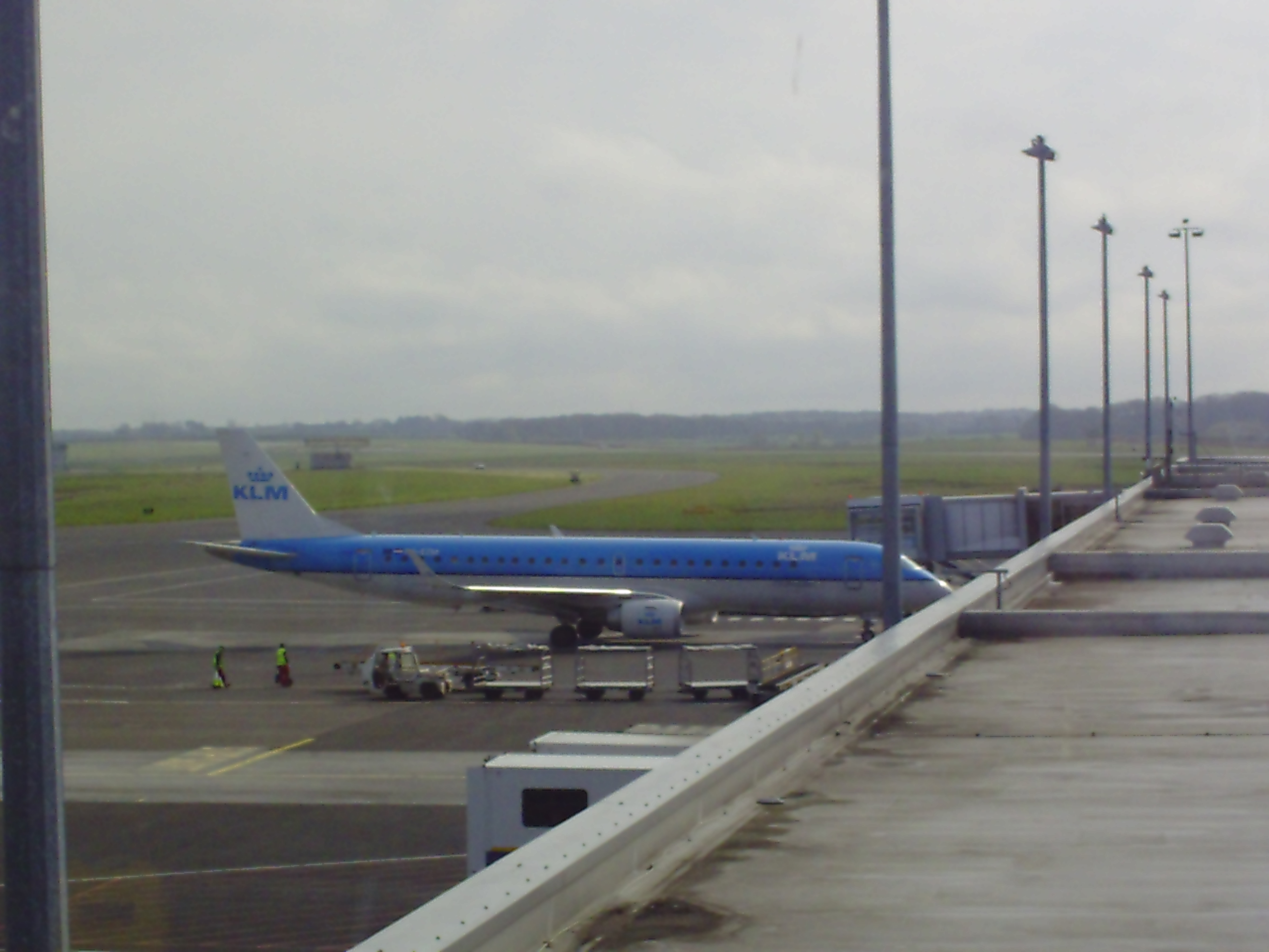 KLM Embraer E190