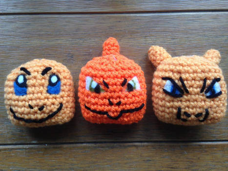 Pokemon-Charmander, Charmeleon, Charizard