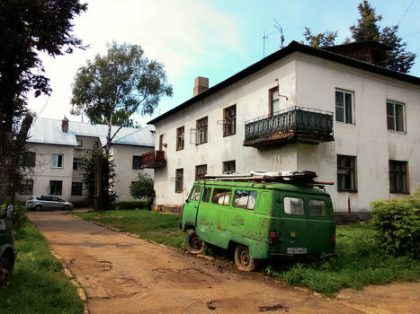 Old buildings of Lobnja