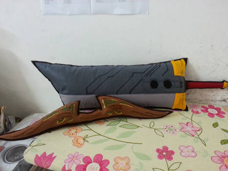 Handmade FFVII and MTG Weapons Pillow Set