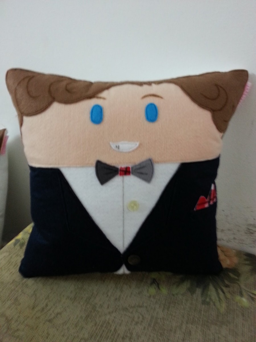 Handmade One Direction 1D Harry Styles Pillow by RbitencourtUSA on