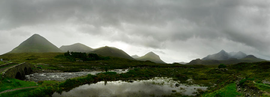 Scottish Morning by phoelixde