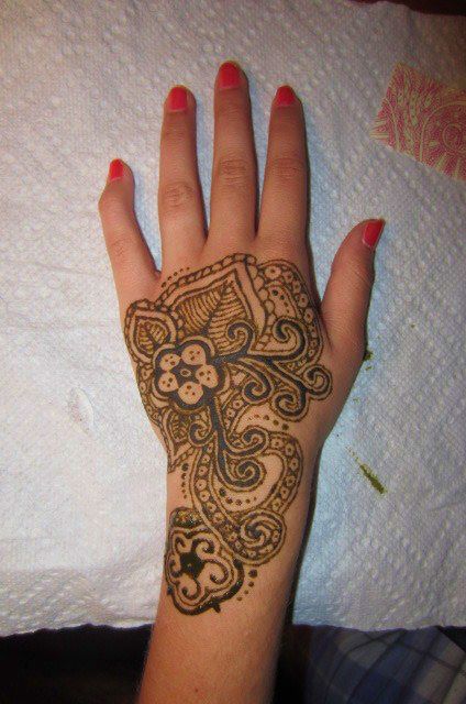 Henna design