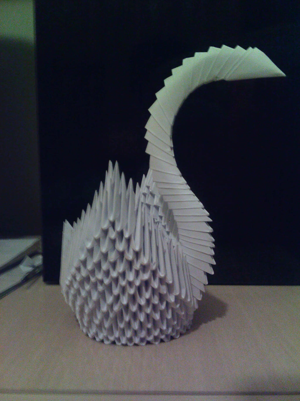 Бумажный лебедь. Модульное оригами. Лебедь из модулей. Модули для лебедя из бумаги. Модульное оригами из бумаги.
