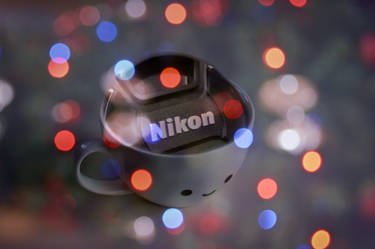 Nikon + Cup = Best Buddies