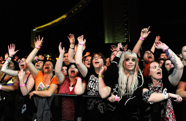 MCRmy Rocking The Barricade