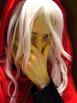 Raistlin Cosplay: Cough Cough